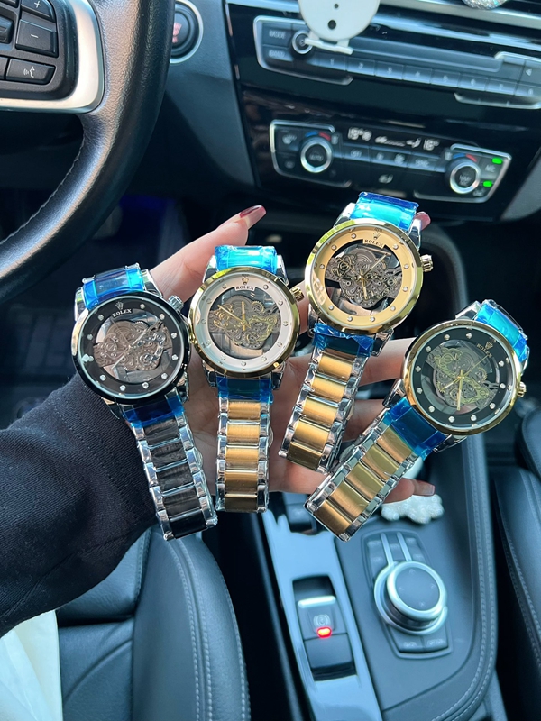 ブランド時計背面デザイン